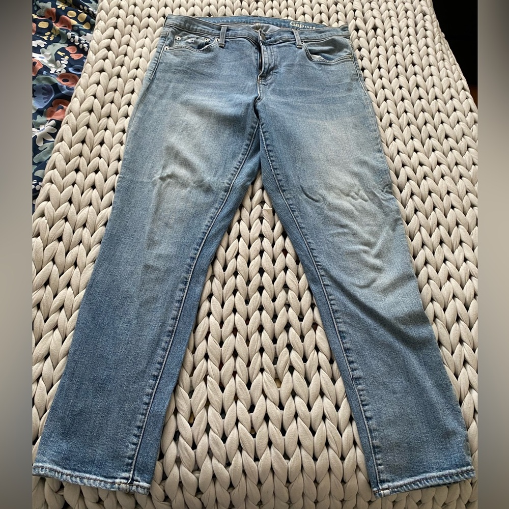 Light wash Gap Jeans Size 31